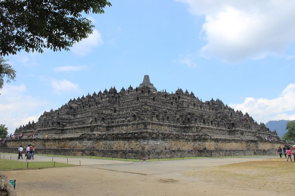 From Yogyakarta: One-Day Journey to Borobudur and Prambanan