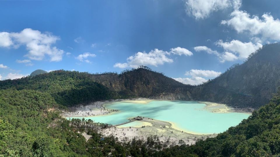 From Yogyakarta: West Java 3-Day Tour With Tea Plantation