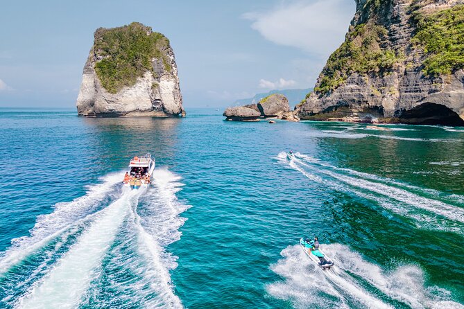 Fully Customized Private Tour to Nusa Penida by Boat