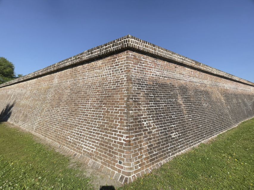 Get Out of Town! Lighthouses, Beaches and Forts Tour