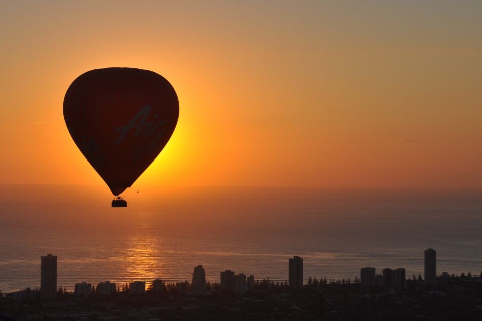 Gold Coast: Australian Sunrise 1-Hour Hot Air Balloon Flight