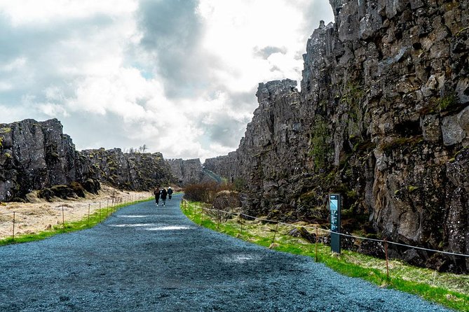 Golden Circle and Secret Lagoon Small Group Tour From Reykjavik