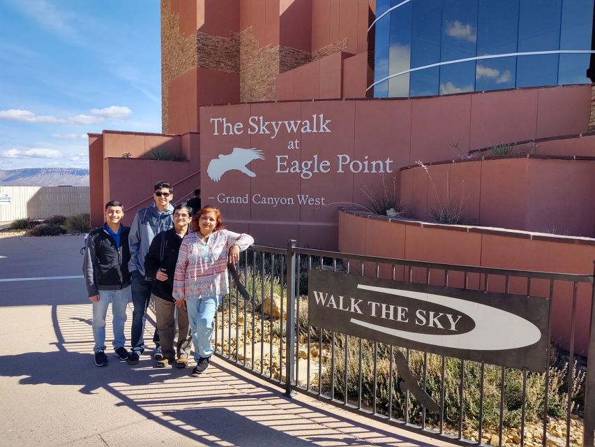 Grand Canyon West Tour/Historic Ranch Lunch & Skywalk Entry