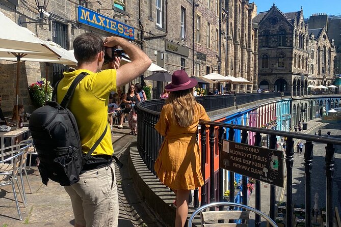 Guided 60-Minute Photography and Sightseeing Tour in Edinburgh