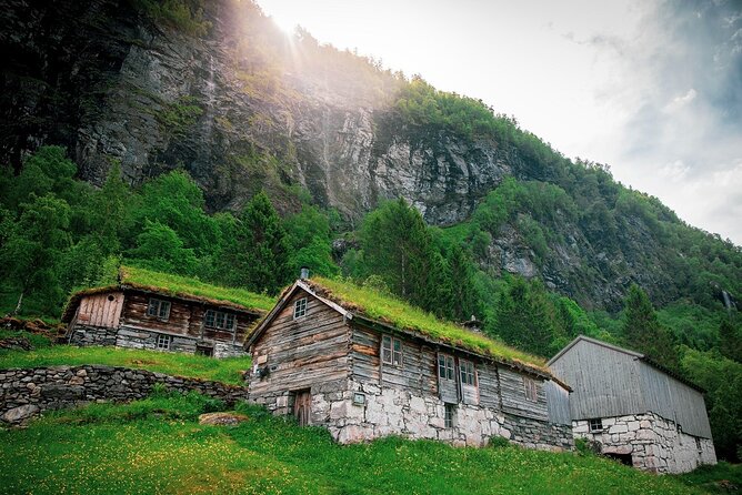 Guided Boat Tour in Geiranger