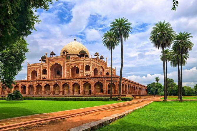 Guided City Tour Old and New Delhi for 4 to 8 Hours