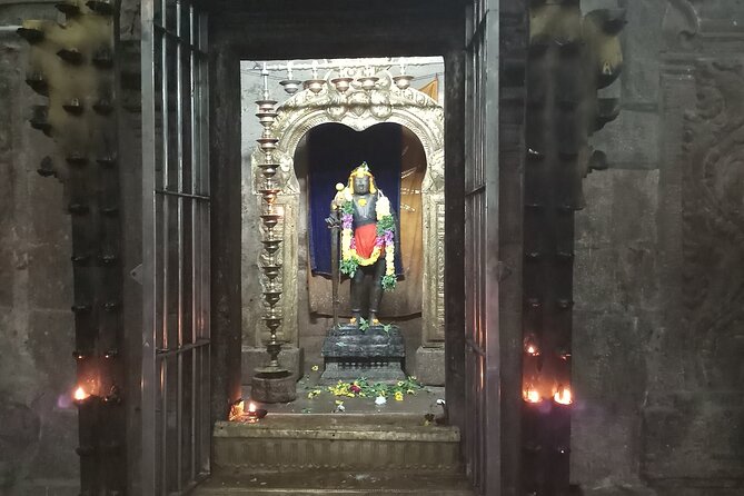 Guided Tour of Majestic Meenakshi Temple