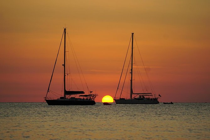 Half Day Sailing Excursion Along the Coast