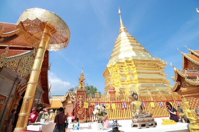 Half Day – Small Group – Doi Suthep Temple and Hmong Village Tour