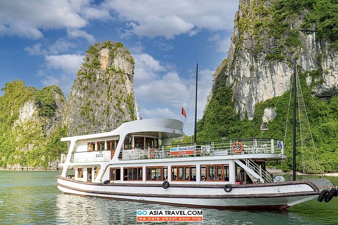 Halong Bay 1 Day on Deluxe Cruise With Transfer and Lunch