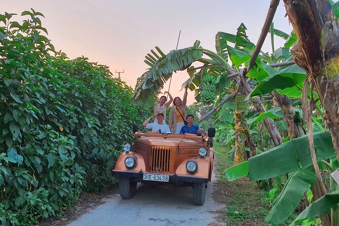 Hanoi Backstreet Jeep Tour: Red River Countryside & City Vibes