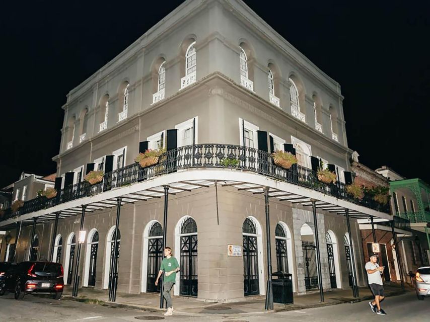 Haunted History: NOLA Ghost & Voodoo Trek - Historic Haunts of New Orleans