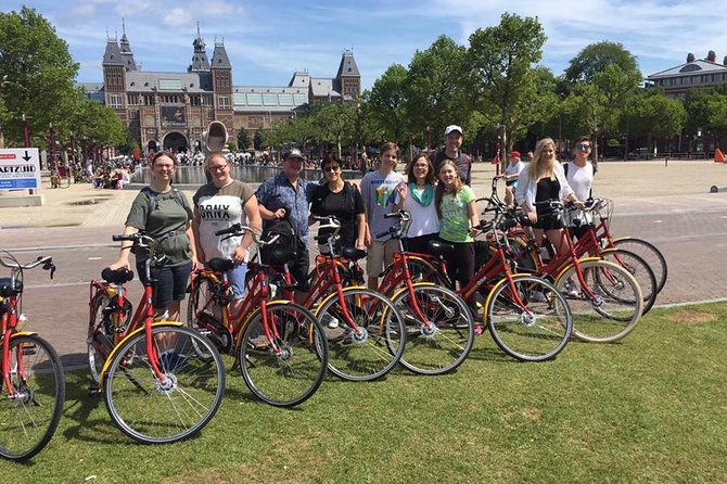 Historical Bike Tour English Français Español Deutsh - Meeting Point and Directions