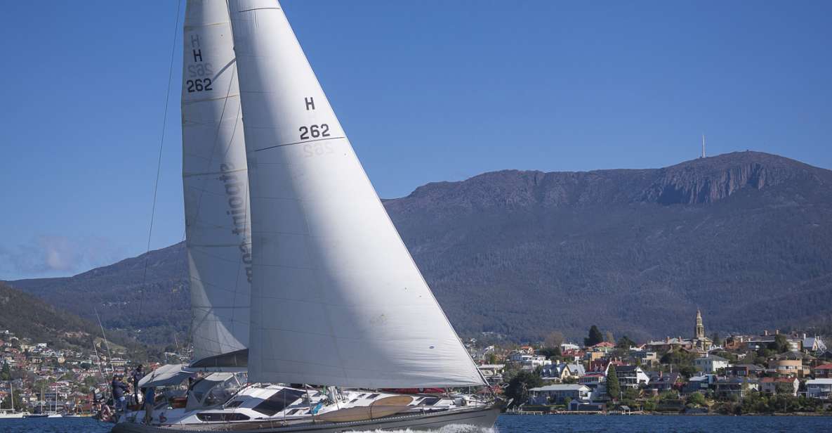 Hobart: Luxury Yacht Scenic Sailing Tour With Snacks