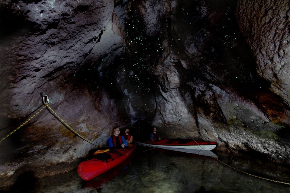 Hot Pools Kayak & Evening Barbecue - Activity Details