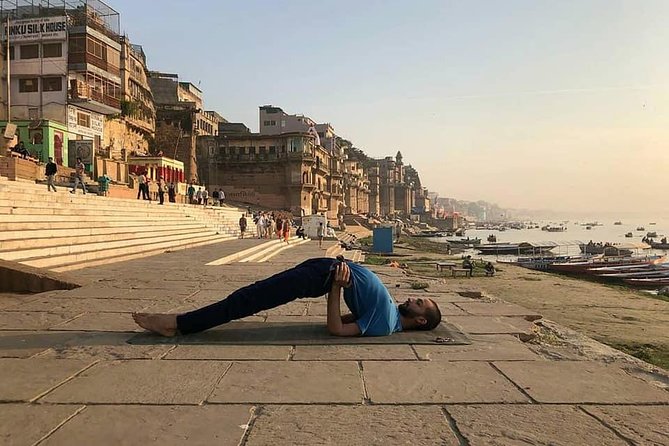 INDIVIDUAL YOGA CLASS - BEGINNER / ADVANCED Sunrise YOGA With Ayush in Varanasi - Overview of the Yoga Class