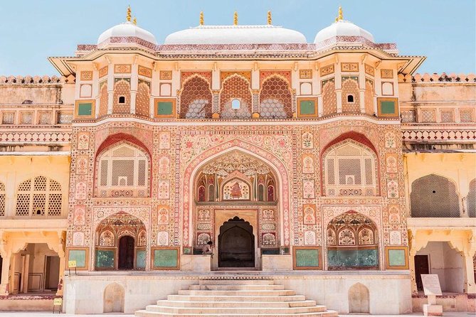 Jaipur Amer Fort, Jal Mahal & Stepwell Private Half-Day Tour