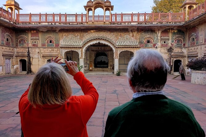 Jaipur Cultural Walk: Explore Life Behind the Pink Walls