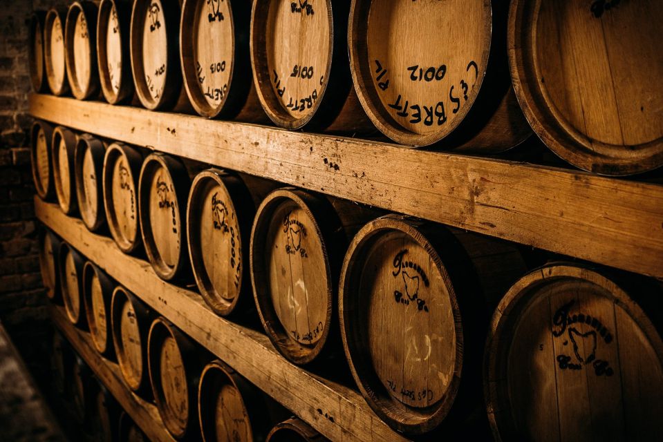 Kempton: Craft Distillery Tour With Gin & Whisky Tasting - Tour Details