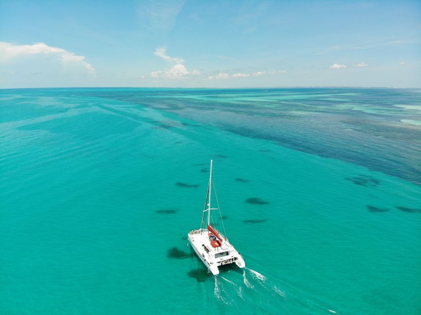 Key West: Sunset Sailing Trip With Open Bar, Food and Music