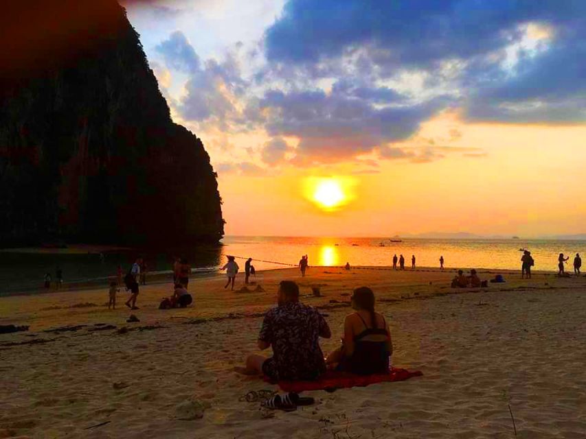 Krabi: 4 Islands Sunset Longtail Boat Tour With BBQ Dinner