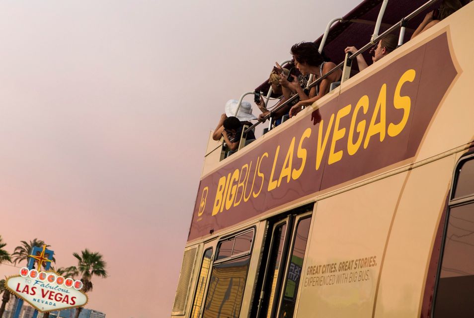 Las Vegas: Hop-on Hop-off Sightseeing Tour by Open-Top Bus