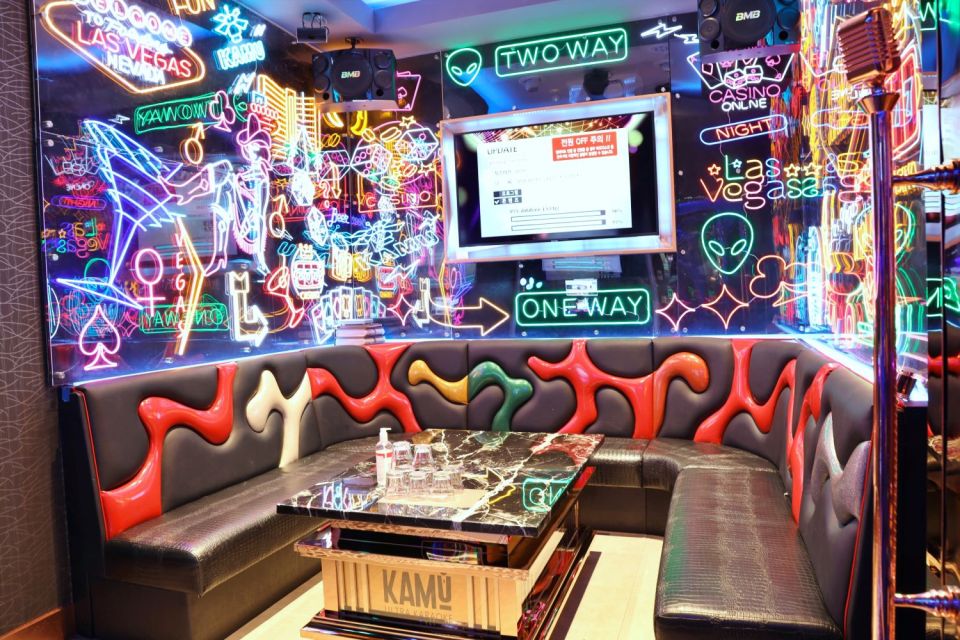 Las Vegas: KAMU Karaoke Private Suite