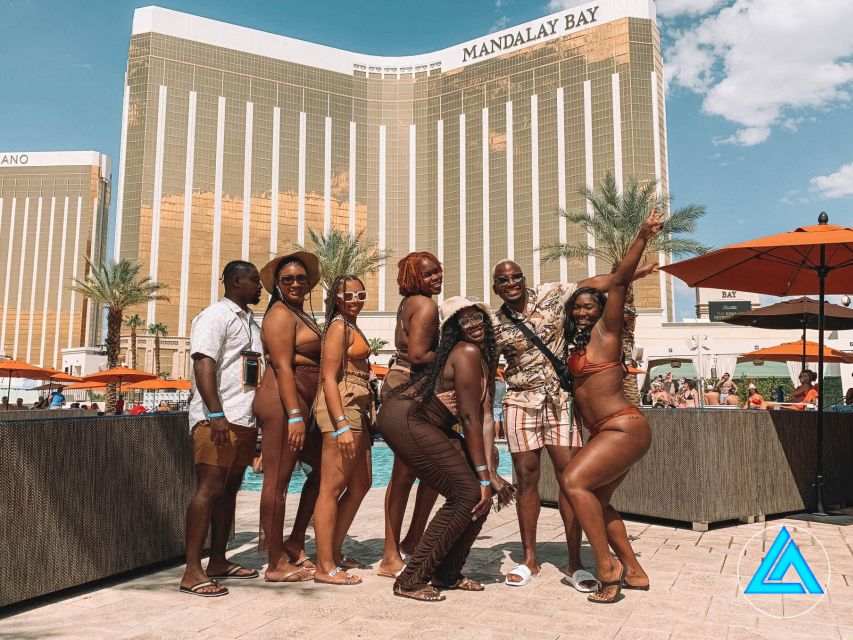 Las Vegas: Pool Crawl With Free Drinks on the Party Bus