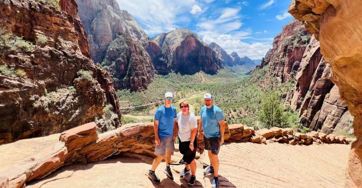 Las Vegas: VIP Guided Photography & Hiking Tour of Zion NP