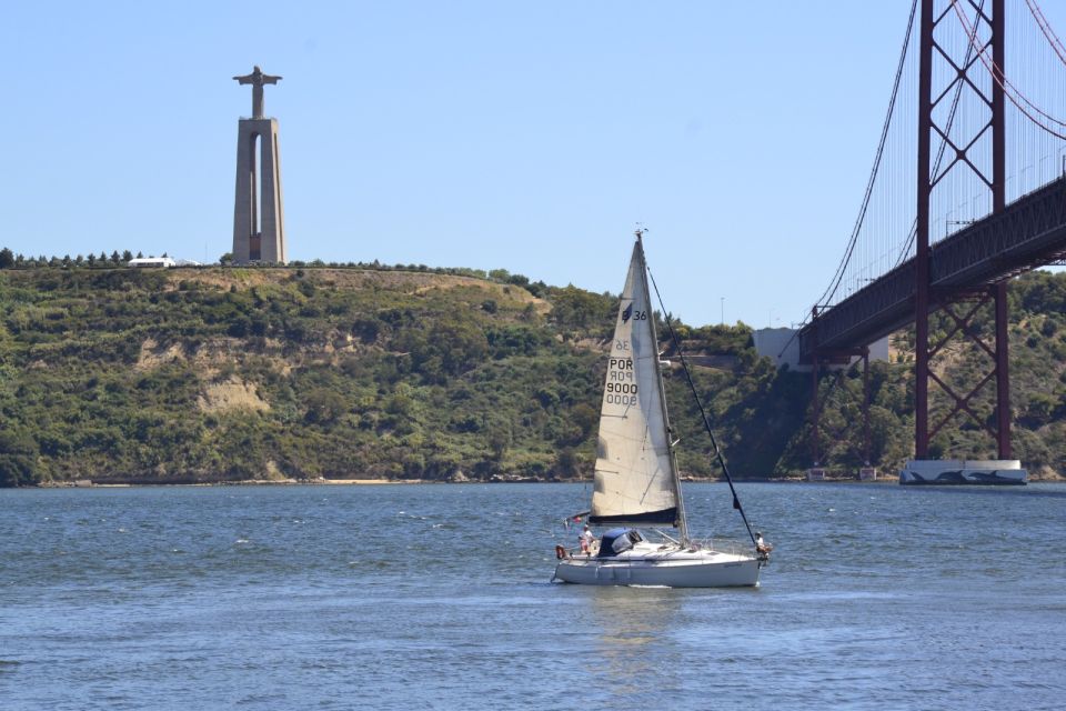 Lisboa: Day and Sunset Tour on the Tagus River - Overview of the Tour