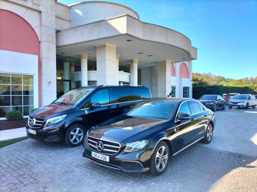 Lisbon: Airport Transfer to City Center