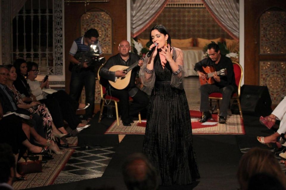 Lisbon: Authentic Fado Show, Dinner and Night Tour - Tour Overview