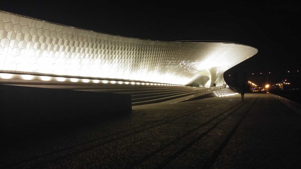 Lisbon: Belém Sitway Night Riders Tour