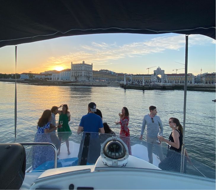 Lisbon: Private Catamaran Tour Along the Tagus River