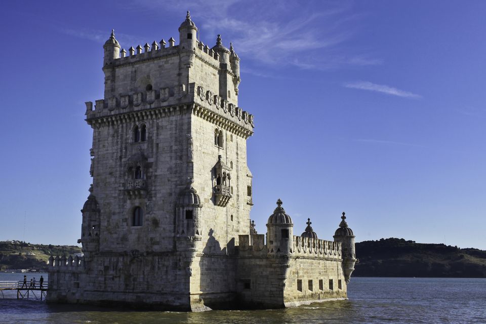 Lisbon: Private Full-Day Chauffeur Driven Tour