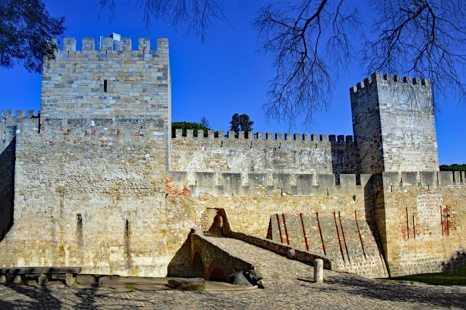 Lisbon: St Georges Castle Skip-the-Line Tour