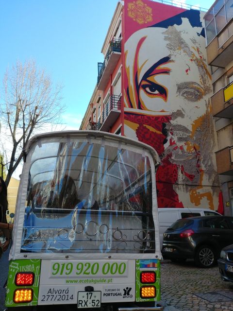 Lisbon Street Art: 2-Hour Tuk Tuk Tour