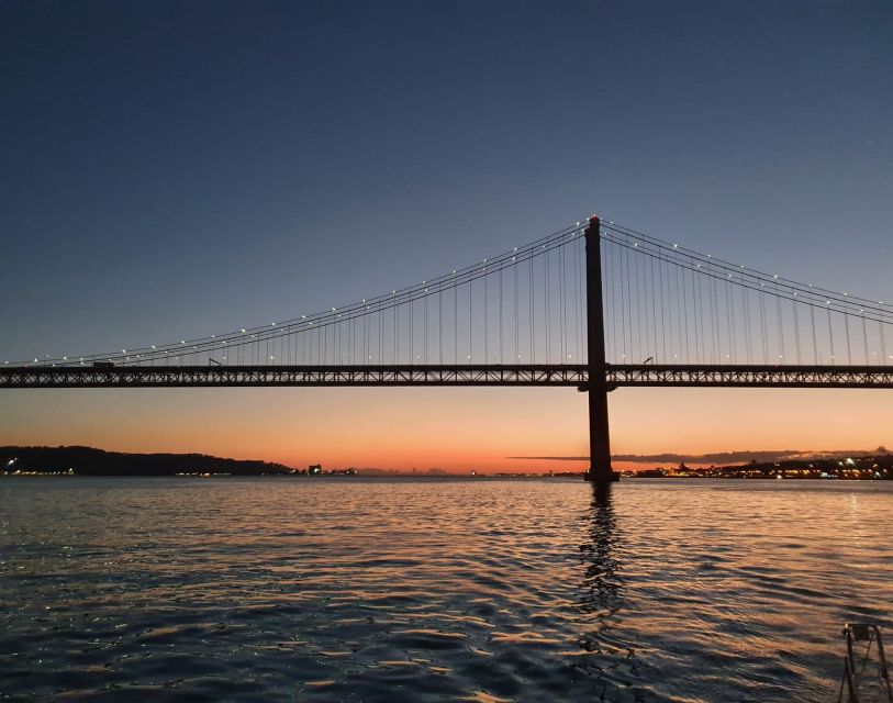 Lisbon: Tagus River Sunset Cruise