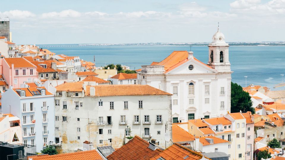 Lisbon: Unlimited 4G Internet in the EU With Pocket Wi-Fi