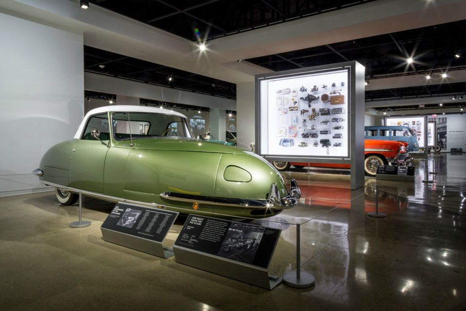 Los Angeles: Petersen Automotive Museum Private Tour - Description of the Museum