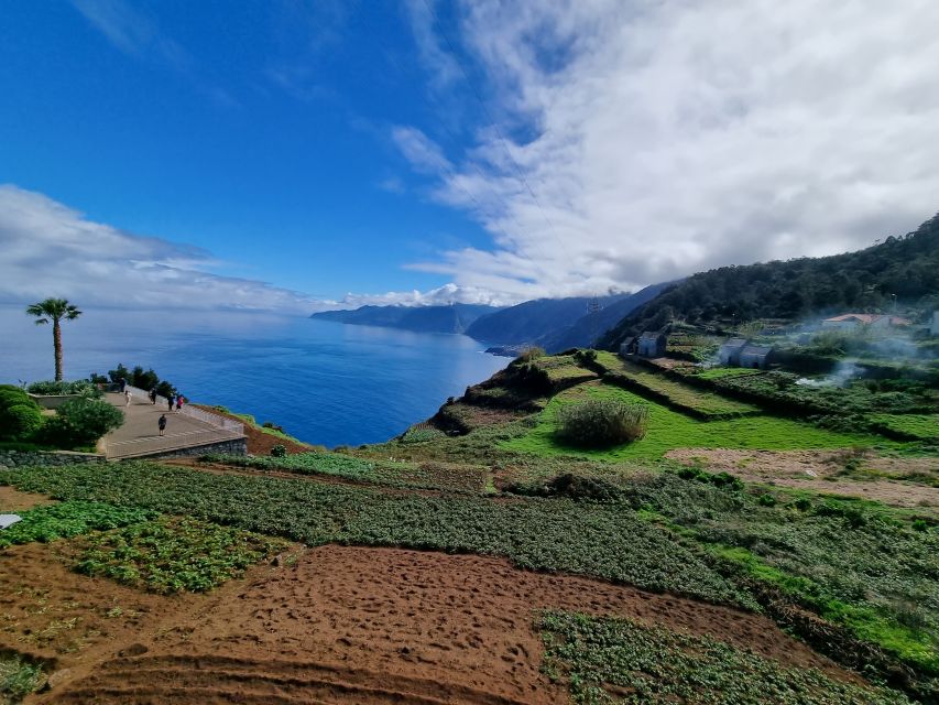 Madeira : SkyWalk, Fanal, Natural Pools 4×4 Jeep Tour