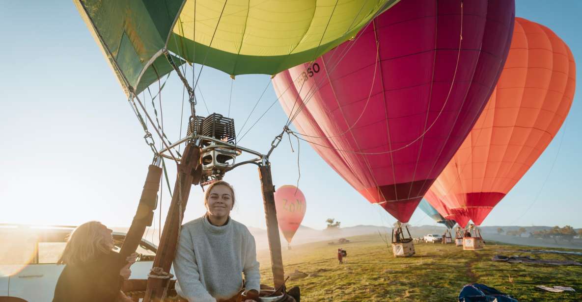 Mansfield: Sunrise Hot Air Balloon Flight