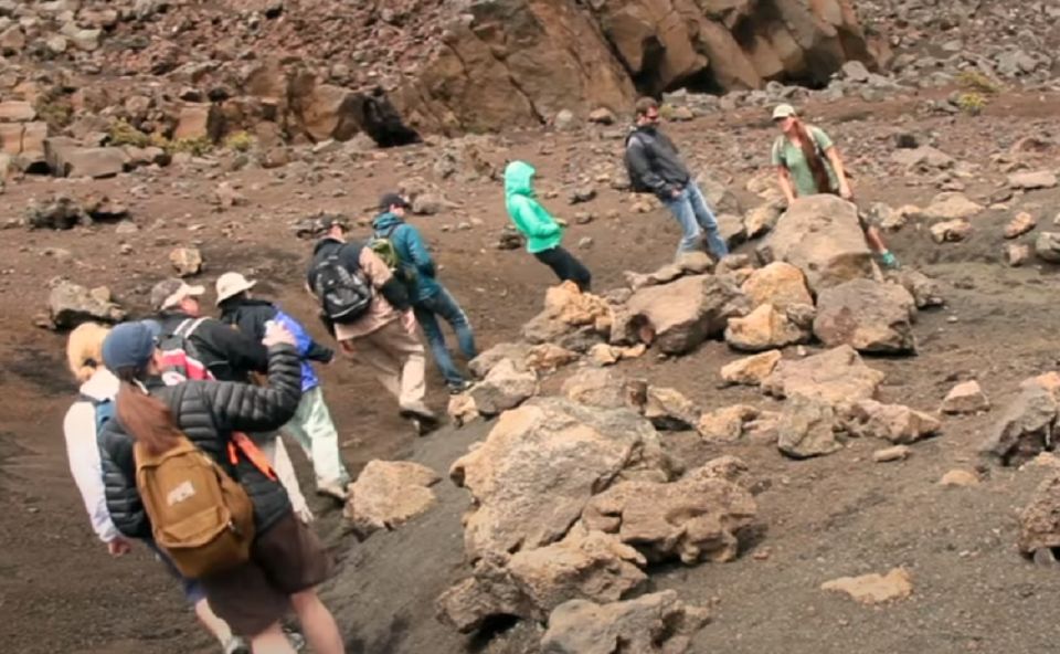 Maui: Guided Hike of Haleakala Crater With Lunch