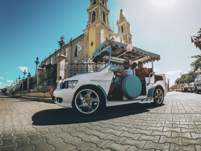 Mazatlan: City Tour in a Traditional Pulmonia Open-Air Car