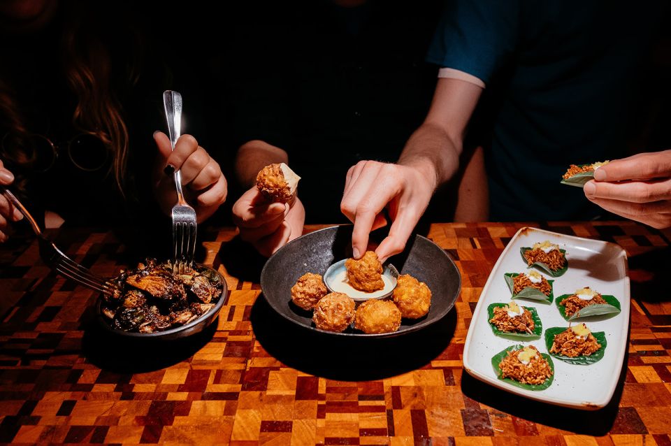 Melbourne: Guided Night-Time Food Walking Tour