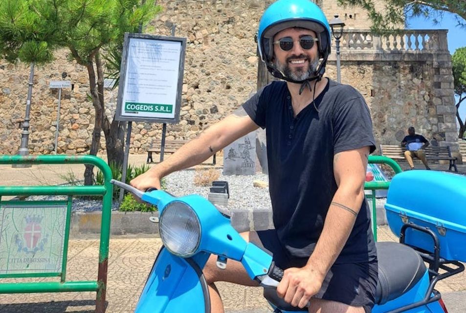 Messina: Rent a Vintage Vespa