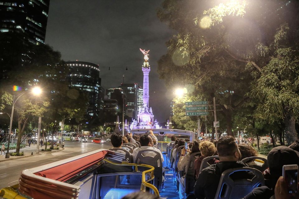 Mexico City: Night Tour in a Double Decker Bus