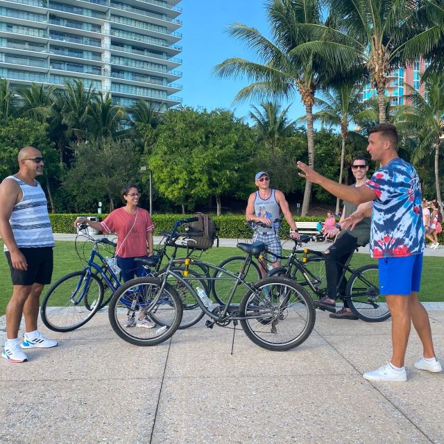 Miami Beach Art Deco & History Non-Touristy Bike Tour