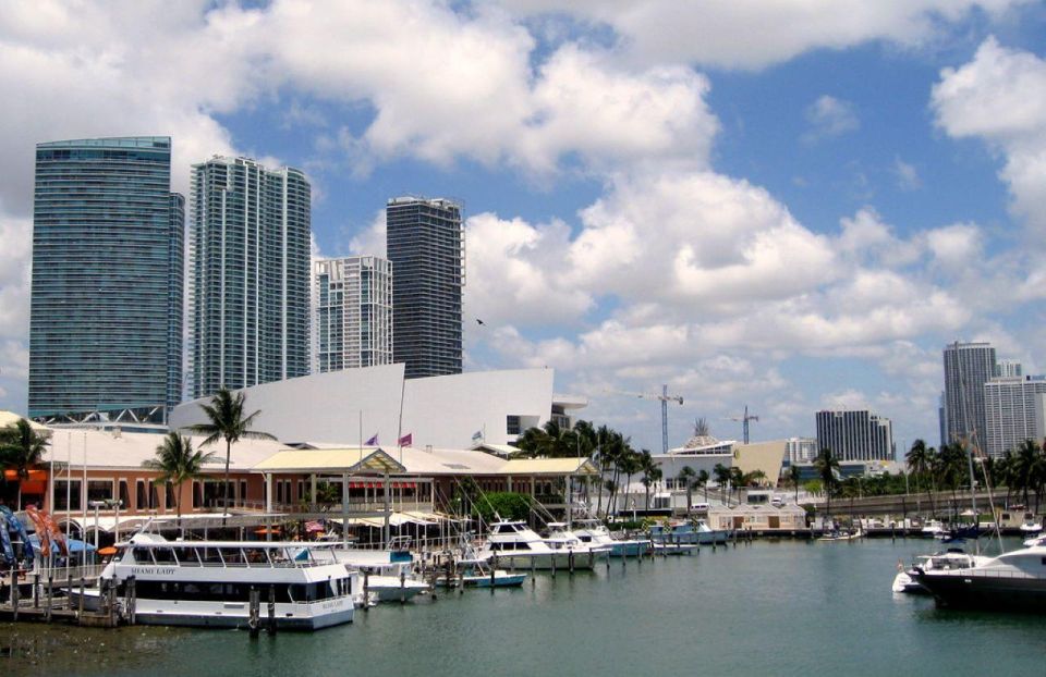 Miami: Biscayne Bay Boat Cruise With Transportation