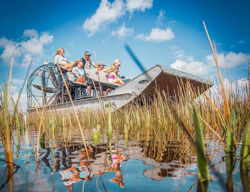 Miami: Everglades National Park Airboat Tour & Wildlife Show